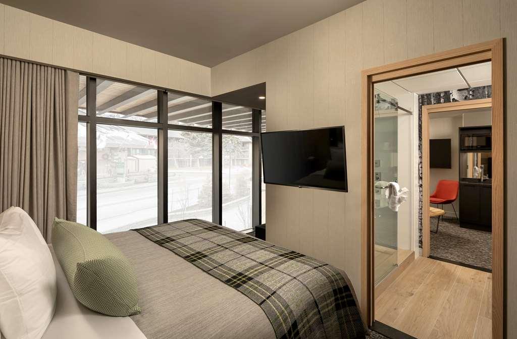 Peaks Hotel And Suites Banff Zimmer foto